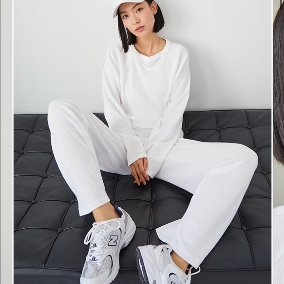 COPY - Aritzia group by Babaton thermal sweater white - Picture 5 of 9